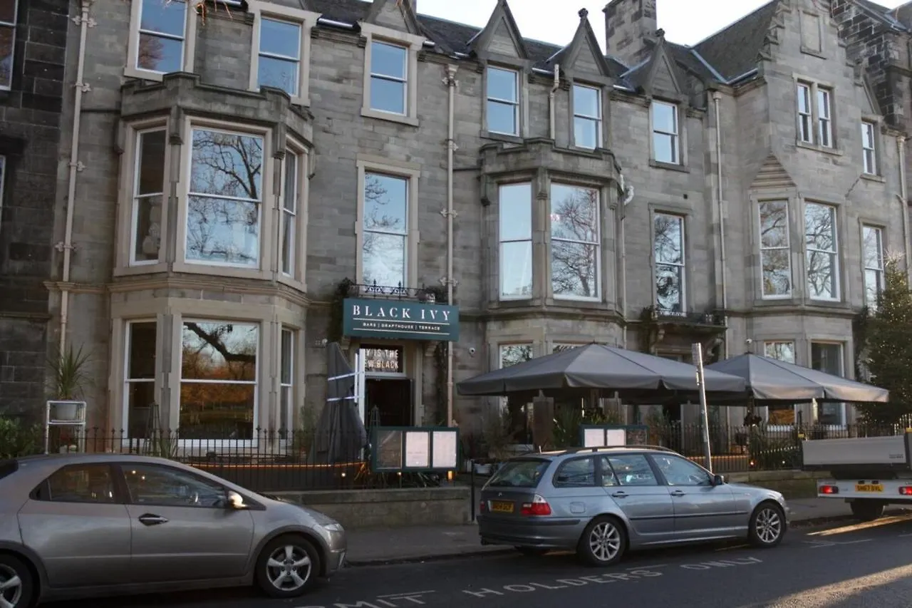 Traditional Apartment Oer The Meadows Edinburgh
