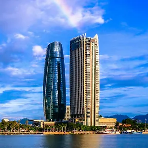 Novotel Premier River Hotel Da Nang